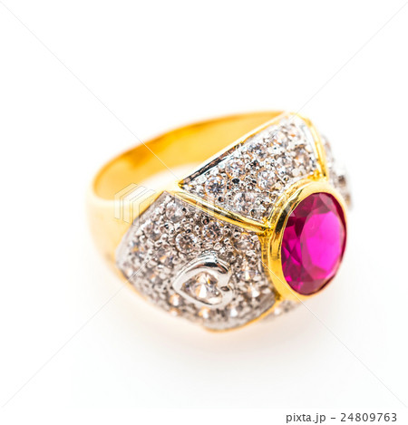 Gold ring Gold ring 24809763