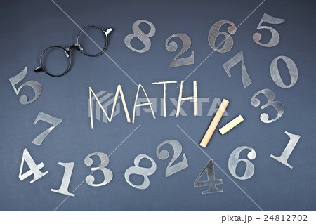 黒板のモーション 24812702