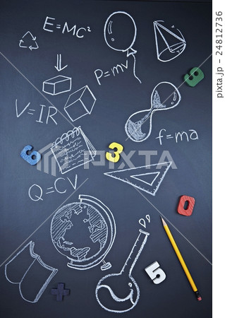 黒板のモーション 24812736