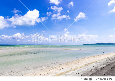 海岸、雲、風景、沖縄。 海岸、雲、風景、沖縄。 24820349