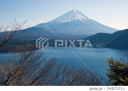 本栖湖の富士山　千円札 24825221