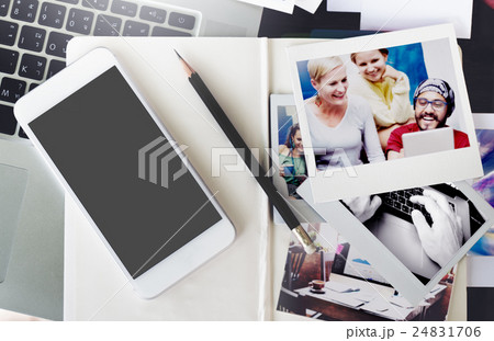 Mockup Copyspace Hands Mobile Phone Concept 24831706
