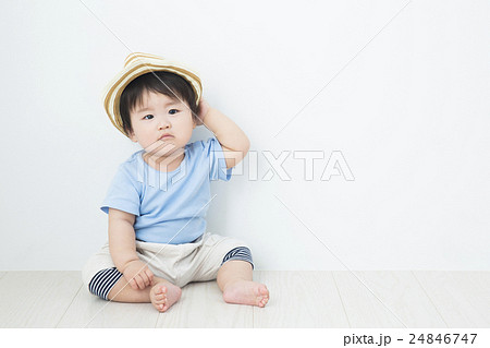 男の子赤ちゃん 男の子赤ちゃん 24846747