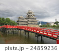 松本城と橋 24859236