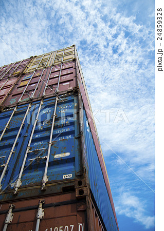 コンテナ　空　雲 24859328