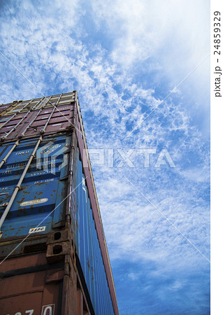 コンテナ　空　雲 24859329