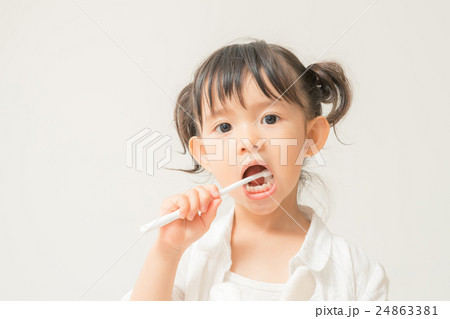 Japanese children 24863381