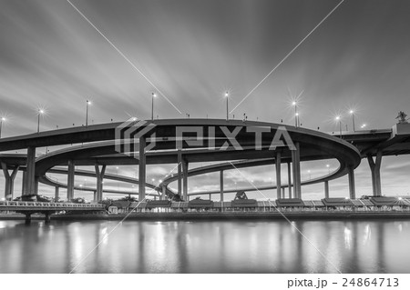 Black and White, Round highway interchange Black and White, Round highway interchange 24864713