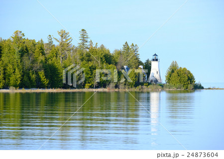 Old Presque Isle Lighthouse, built in 1840 Old Presque Isle Lighthouse, built in 1840 24873604