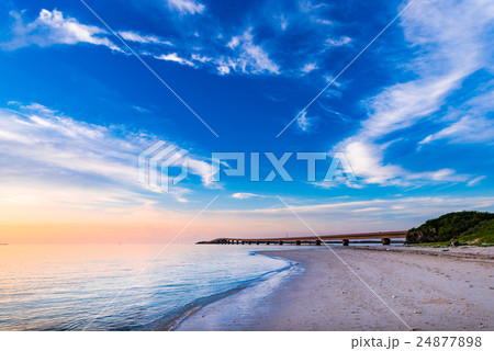 日出、海、風景、沖縄。 24877898