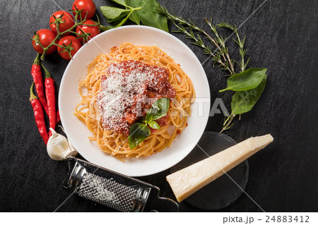 イタリアンパスタ　 アマトリチャーナ　 Spaghetti All'Amatriciana 24883412