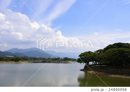 夏から秋への公園 24890098
