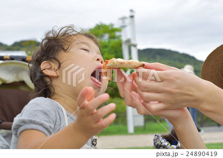 ピザちょうだい1 24890419