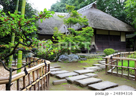 旧家と庭園 24894316