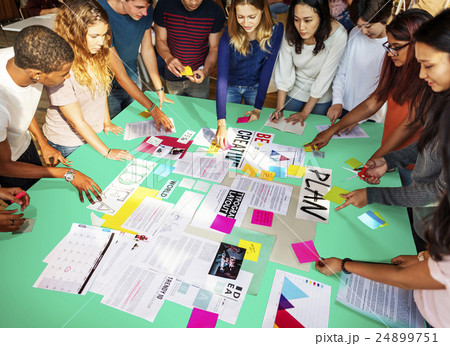 Student Classmate Friends Understanding Study Concept 24899751