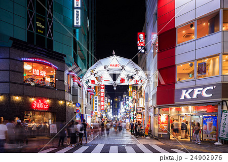 池袋駅 西口 中央通り 西一番街入口風景の写真素材