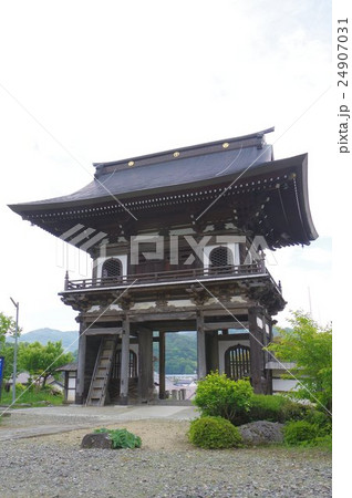 信州　伊那高遠の寺院　満光寺鐘楼門　高遠城主　内藤氏の菩提寺 24907031