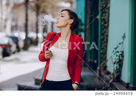 girl with the electronic cigarette 24908859