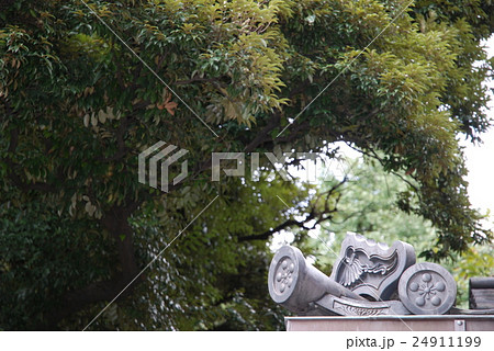 東大赤門瓦 24911199