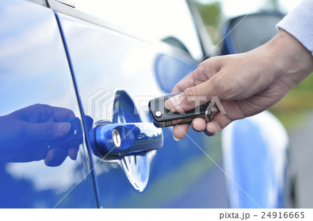 クルマ、カーシェアリングイメージ 24916665