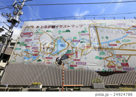 みなかみ町・巨大な観光案内看板 24924786