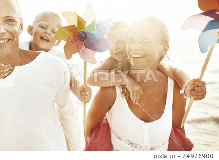 Family Happiness Beach Tropical Paradise Fun Concept Family Happiness Beach Tropical Paradise Fun Concept 24926900