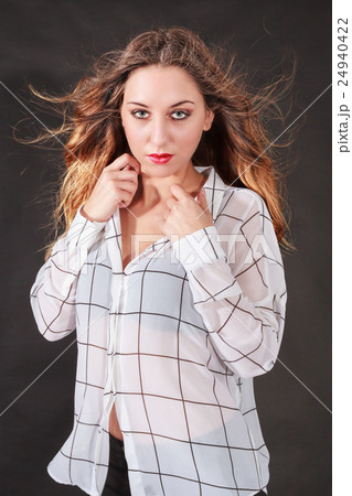 Soft and silky hair 24940422