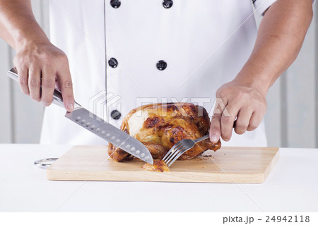 Chef cut Grilled turkey on the plate 24942118