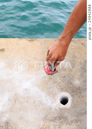 Adhesive anchor bolt 24942888