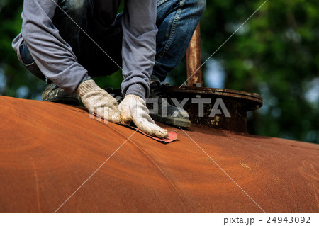 Surface preparation  24943092