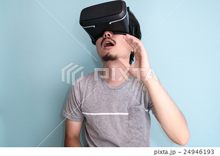 VR、男性 VR、男性 24946193