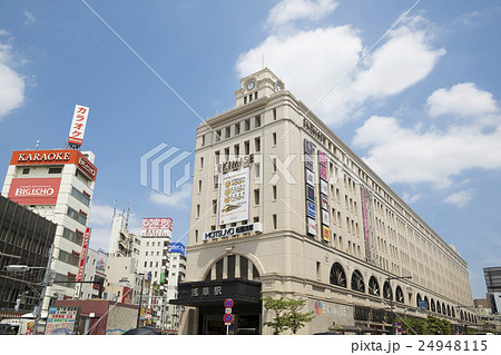 駅　東武浅草駅　街並　百貨店　デパート　密集 24948115