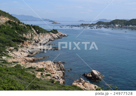Vinh Hy bay and sea in Ninh Thuan, Vietnam 24977528