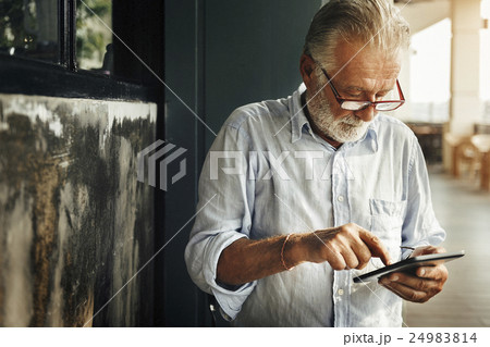 Leisure Lifestyle Relaxation Solitude Technology Concept Leisure Lifestyle Relaxation Solitude Technology Concept 24983814