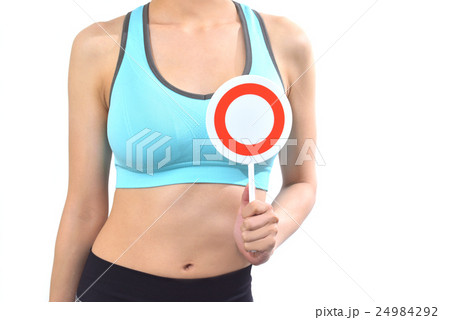 ダイエットイメージ 若い女性 マルバツ ダイエットイメージ 若い女性 マルバツ 24984292