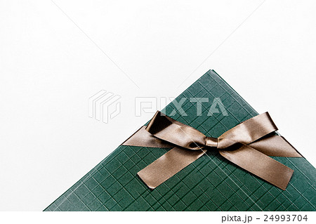 プレゼント 24993704