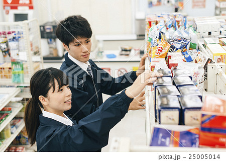 コンビニ 25005014