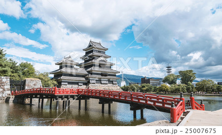 信州松本城の夏景色 信州松本城の夏景色 25007675