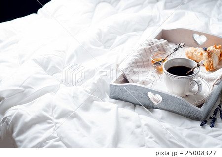 Cup of coffee and flower 25008327