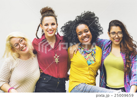 Friends Togetherness Friendship Happy Enjoy Concept 25009659