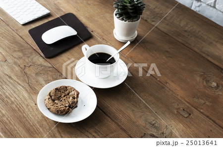 Coffee Cookie Plant Wooden Start Up Breakfast Concept Coffee Cookie Plant Wooden Start Up Breakfast Concept 25013641