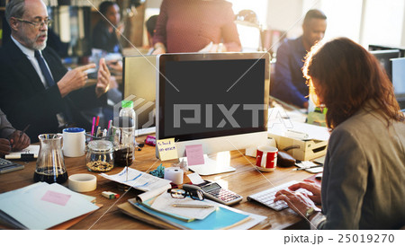 Mockup Copy Space Blank Screen Concept Mockup Copy Space Blank Screen Concept 25019270