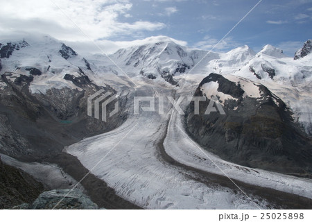 ゴルナー氷河　グレンツ氷河 25025898