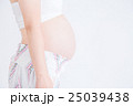 妊婦のお腹 25039438