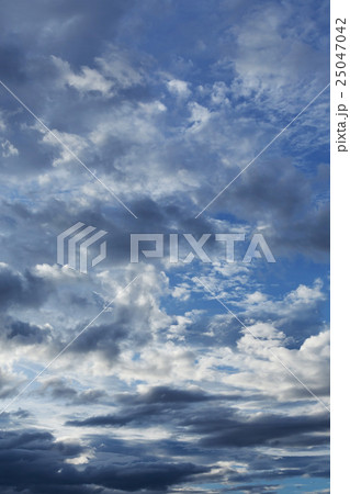 white cloudy and blue sky for weather background 25047042