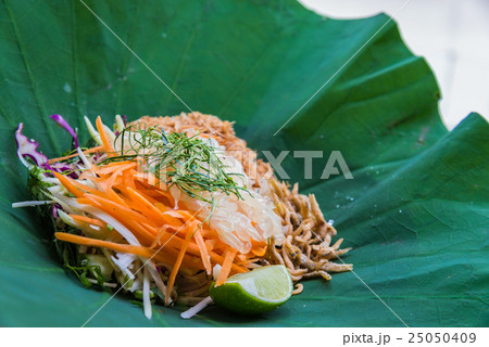 Thai Rice Salad with Vegetables on Lotus leaf 25050409