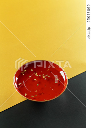 祝い酒　金箔入り（お正月、慶事） 25053069