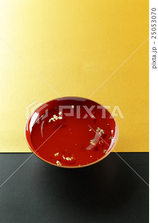 祝い酒 金箔入り(お正月、慶事) 祝い酒 金箔入り(お正月、慶事) 25053070