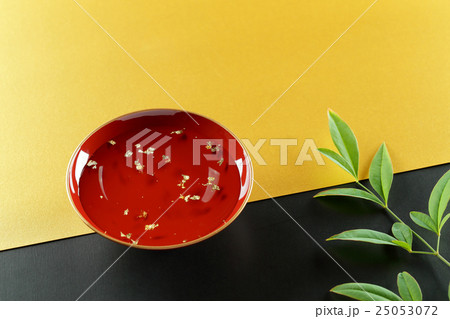 祝い酒　金箔入り（お正月、慶事） 25053072