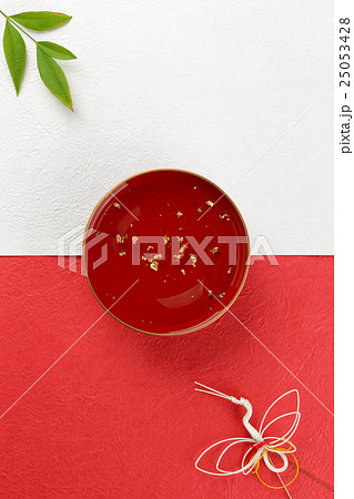 祝い酒　金箔入り（お正月、慶事） 25053428